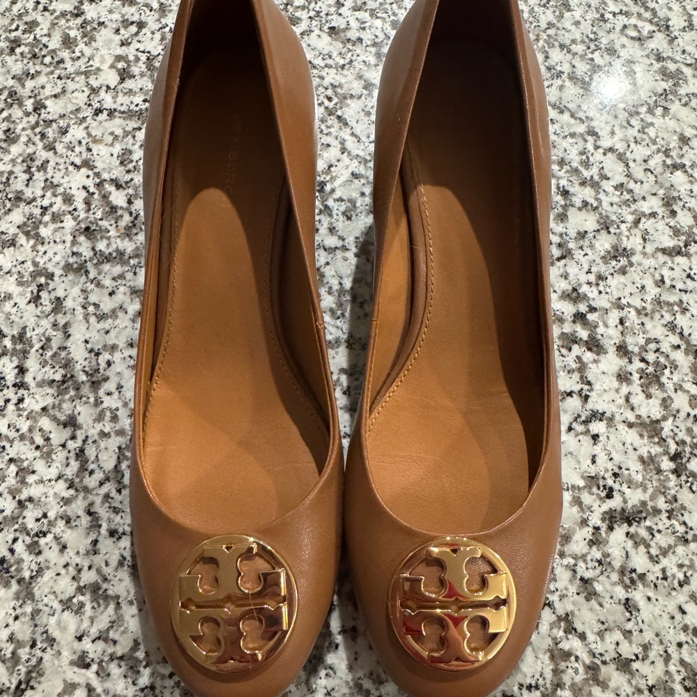 Tory Burch Chelsea Pump Royal Tan
